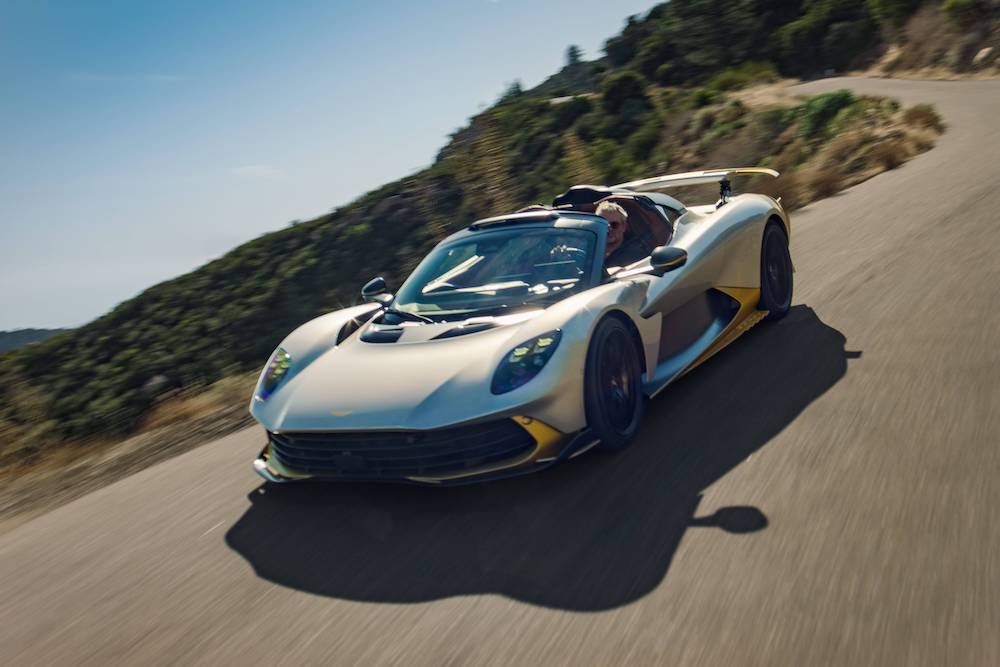 Aston Martin Valhalla Spider: descapotável híbrido com 1079 cv atinge os 350 km/h