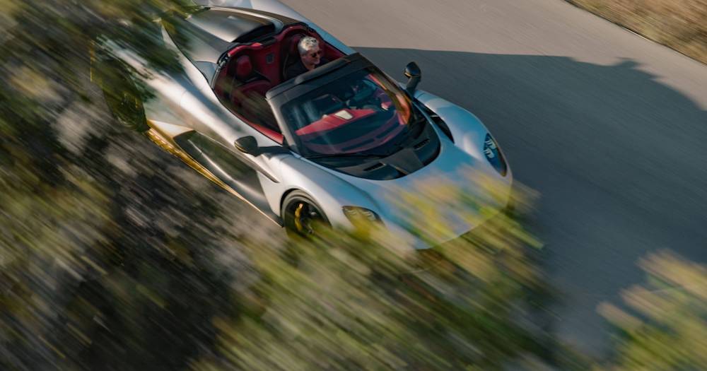 Aston Martin Valhalla Spider: descapotável híbrido com 1079 cv atinge os 350 km/h