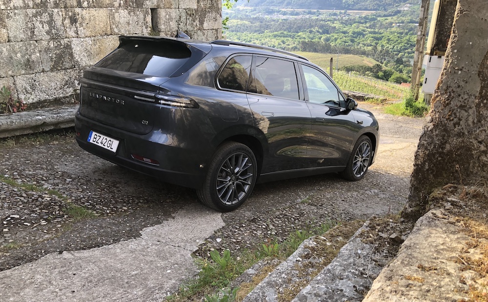 Ensaio ao Leapmotor C10 REEV: quase 1.000 km para esquecer a ansiedade da autonomia