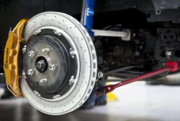 Euro 7 vai medir desgaste dos pneus e travões dos elétricos e impor regras para as baterias