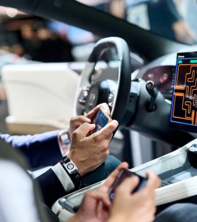 Zeekr leva videojogos para o ecrã central dos seus automóveis com a AirConsole
